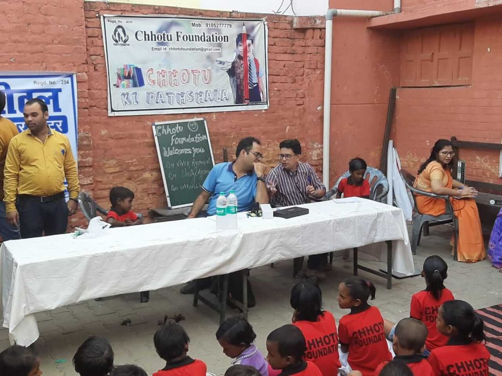 Chotu Foundation Health camp - Dr. Vivek Agrawal Firozabad - Vansh Mother and Child Care Center Firozabad - Vansh Hospital