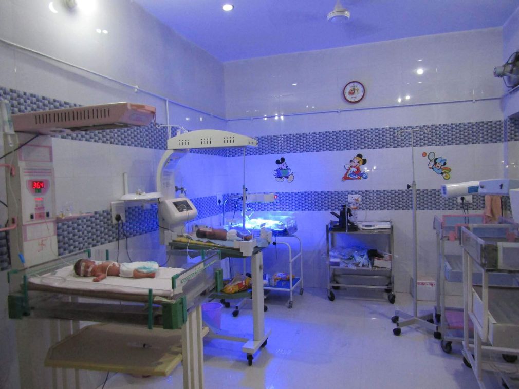 Dr. Vivek Agrawal Firozabad - Vansh Mother and Child Care Center Firozabad - Vansh Hospital